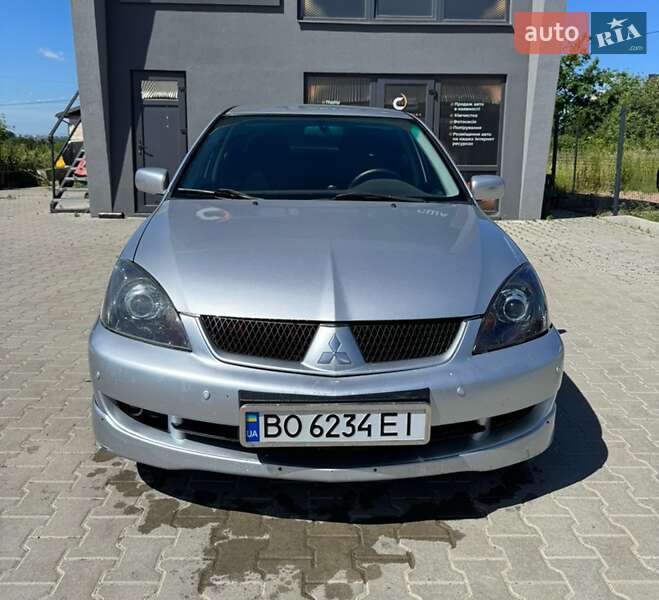 Седан Mitsubishi Lancer 2006 в Львове