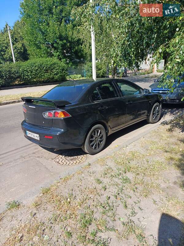 Седан Mitsubishi Lancer 2011 в Житомире