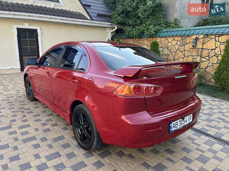 Седан Mitsubishi Lancer 2007 в Могилев-Подольске