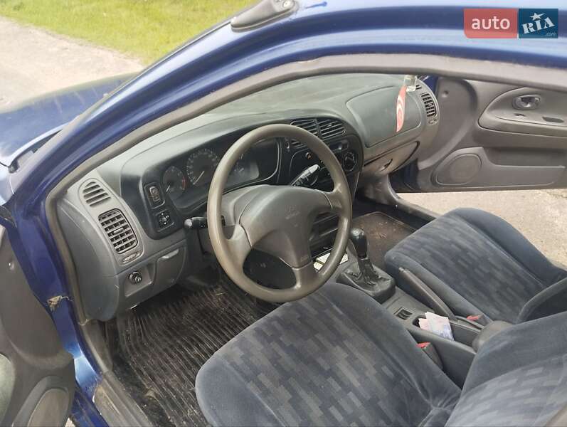 Седан Mitsubishi Lancer 1996 в Луцке