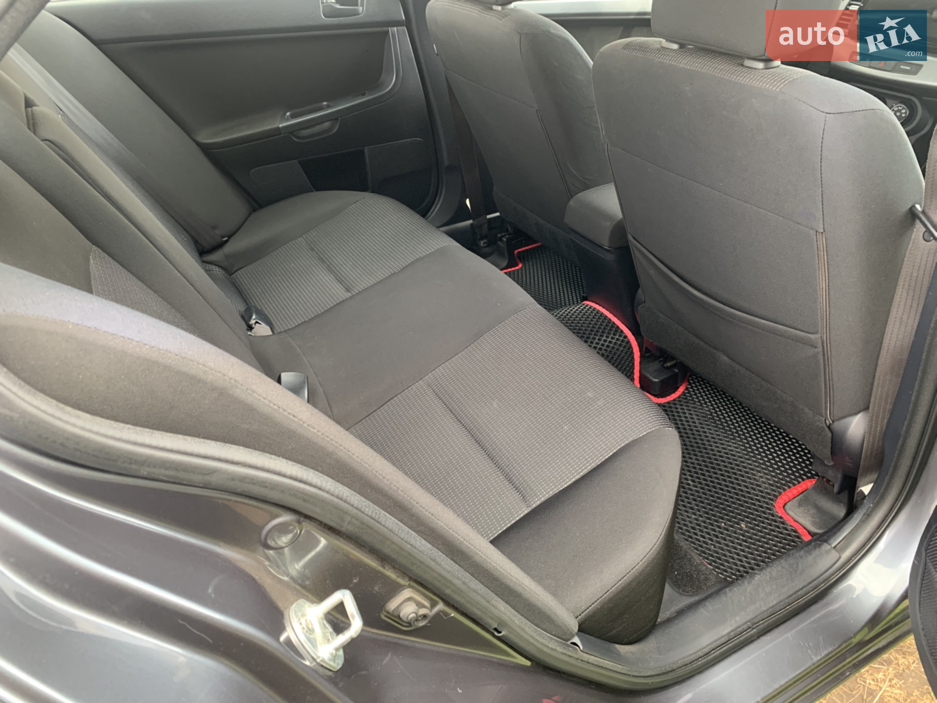 2011 Mitsubishi Lancer - мініатюра 5