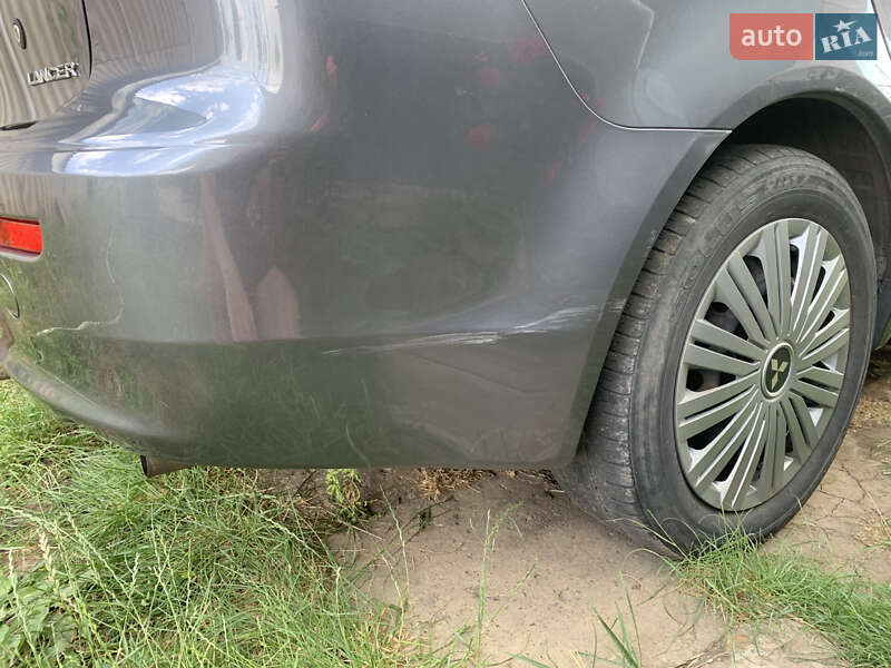 Седан Mitsubishi Lancer 2011 в Балте