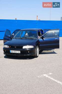 Седан Mitsubishi Lancer 1995 в 