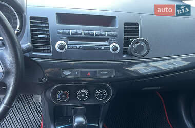 Седан Mitsubishi Lancer 2012 в 