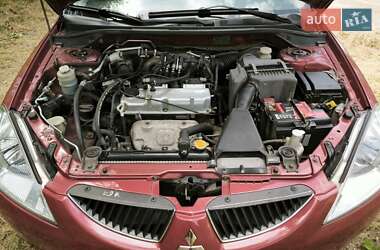 Седан Mitsubishi Lancer 2004 в 