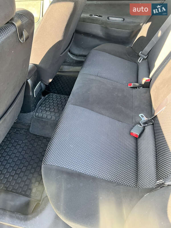 Седан Mitsubishi Lancer 2008 в Кривому Розі