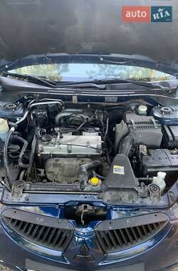 Седан Mitsubishi Lancer 2004 в 