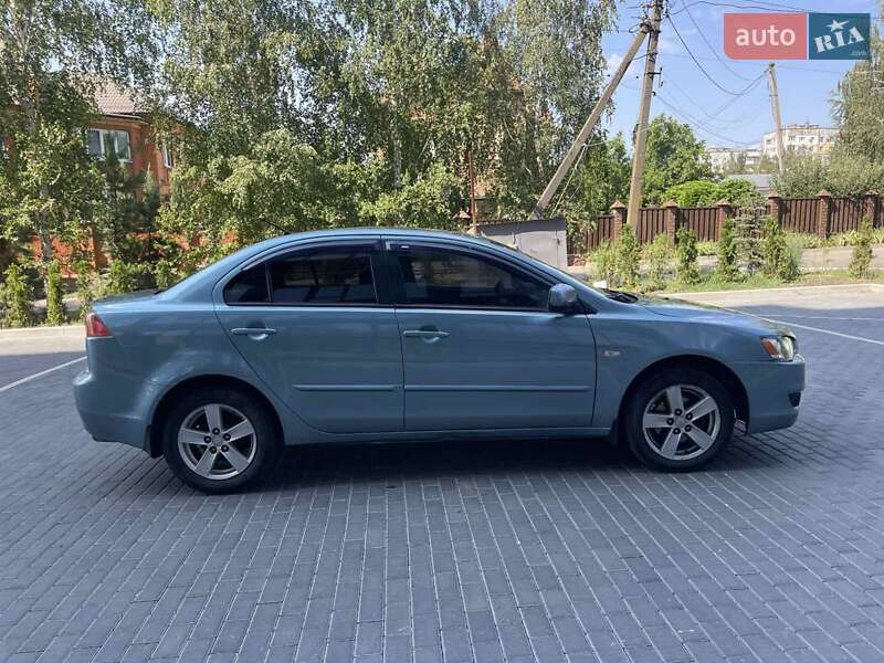 Седан Mitsubishi Lancer 2007 в Полтаве