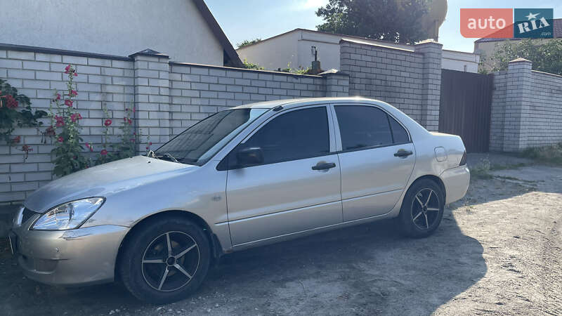 Mitsubishi Lancer 2005