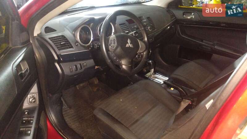Седан Mitsubishi Lancer 2012 в Киеве