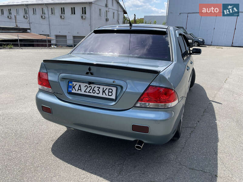 Седан Mitsubishi Lancer 2008 в Києві