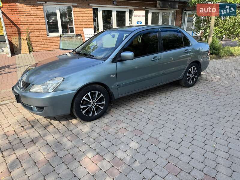 Седан Mitsubishi Lancer 2008 в Львове