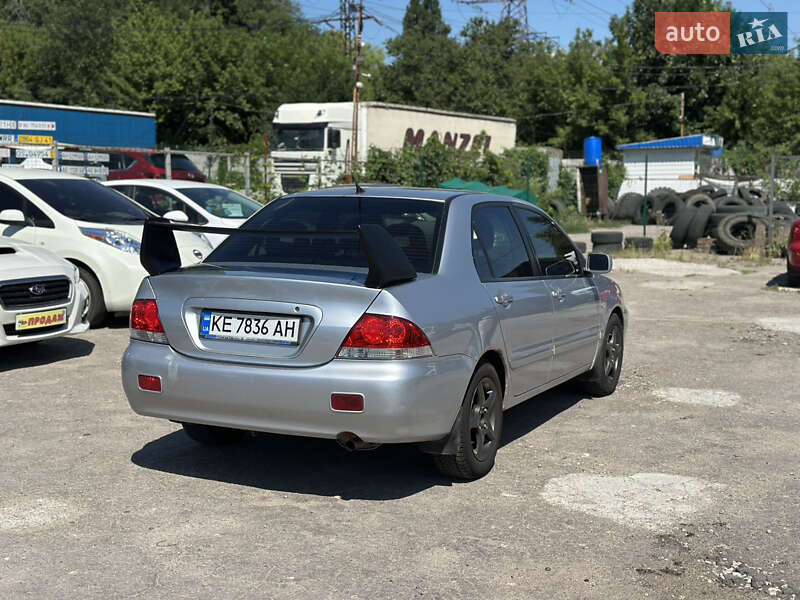 Седан Mitsubishi Lancer 2007 в Днепре