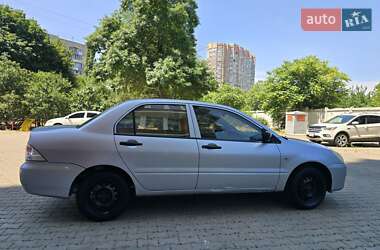 Седан Mitsubishi Lancer 2004 в 