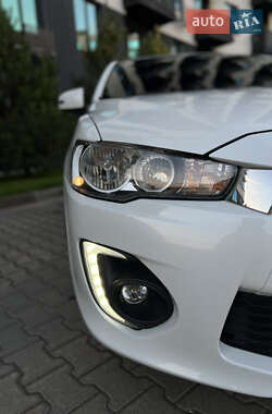 Седан Mitsubishi Lancer 2015 в 