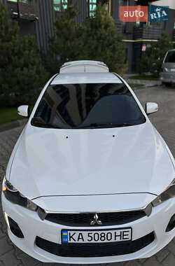 Седан Mitsubishi Lancer 2015 в 