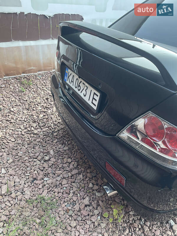 Седан Mitsubishi Lancer 2006 в Киеве