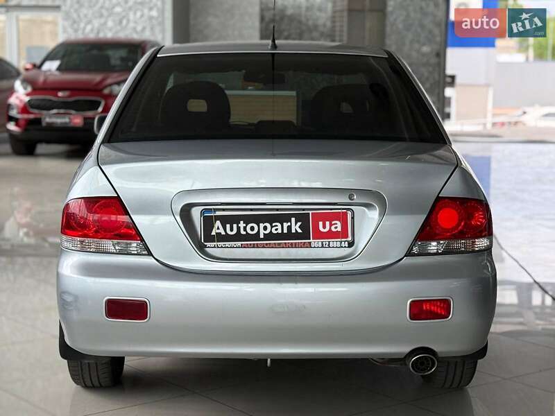 Седан Mitsubishi Lancer 2007 в Одессе