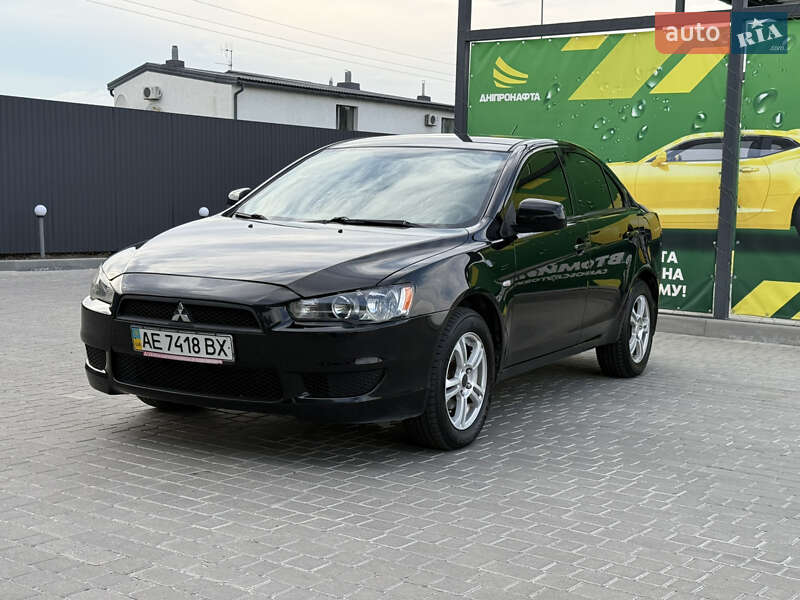 Седан Mitsubishi Lancer 2008 в Днепре
