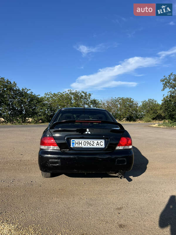 Седан Mitsubishi Lancer 2006 в Николаеве