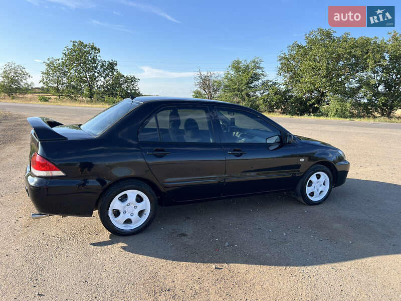 Седан Mitsubishi Lancer 2006 в Николаеве