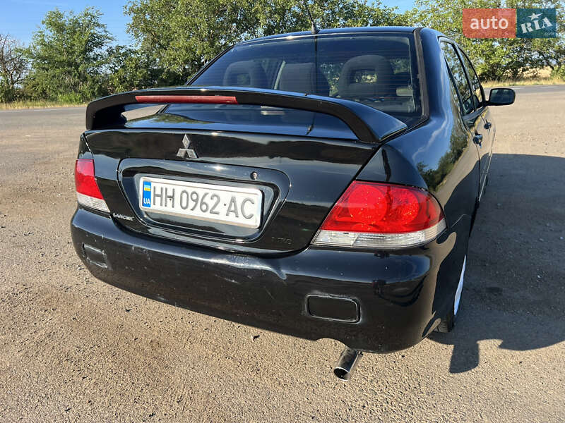 Седан Mitsubishi Lancer 2006 в Николаеве