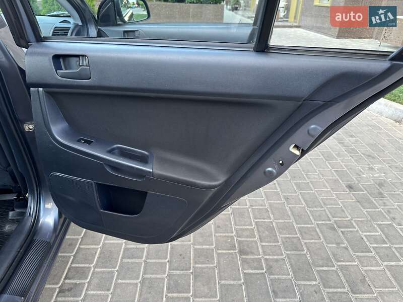 Седан Mitsubishi Lancer 2009 в Одессе