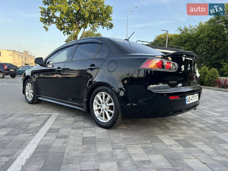 Седан Mitsubishi Lancer 2015 в Вінниці