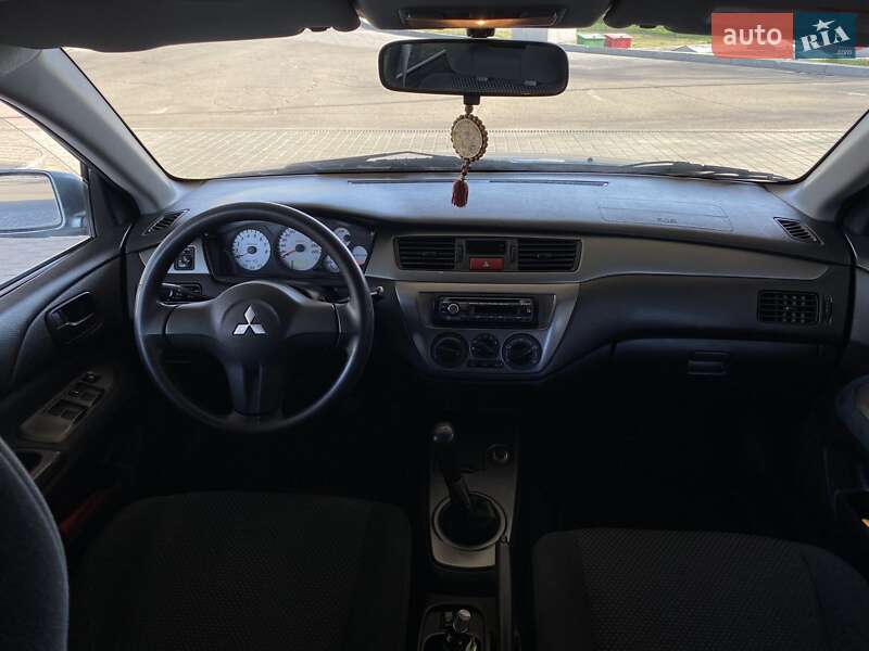 Седан Mitsubishi Lancer 2008 в Миколаєві