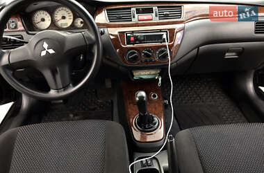 Седан Mitsubishi Lancer 2006 в 