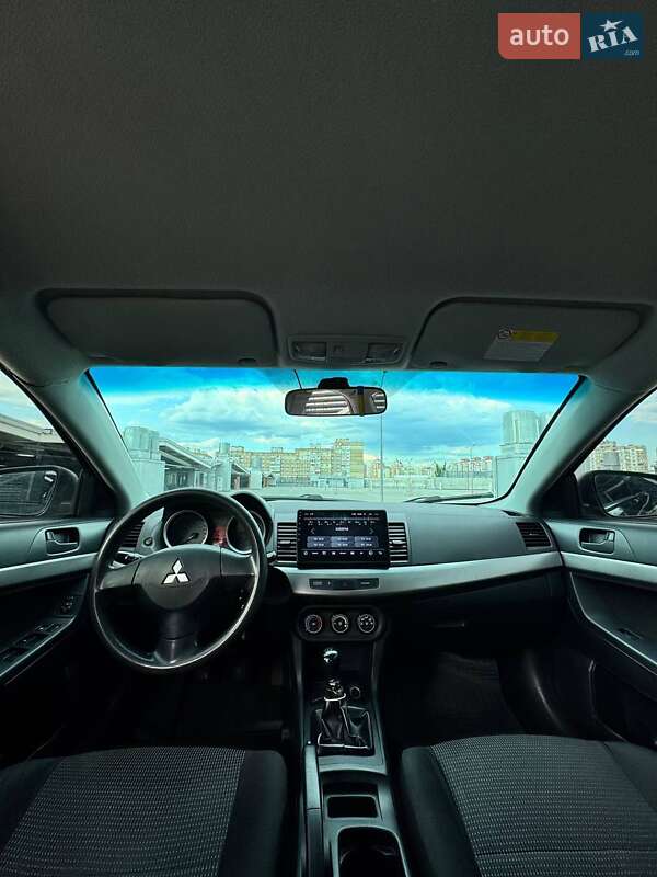 Седан Mitsubishi Lancer 2008 в Киеве