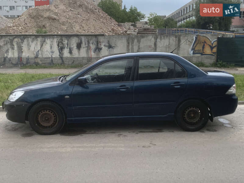 Седан Mitsubishi Lancer 2006 в Львове