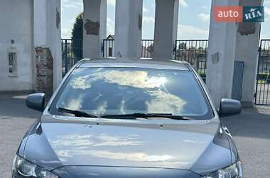 Седан Mitsubishi Lancer 2011 в 