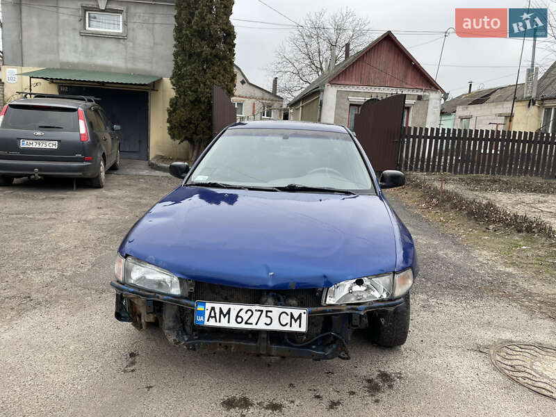 Седан Mitsubishi Lancer 1996 в Житомире