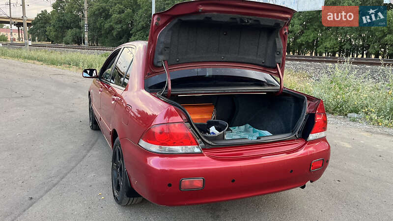 Седан Mitsubishi Lancer 2006 в Одессе