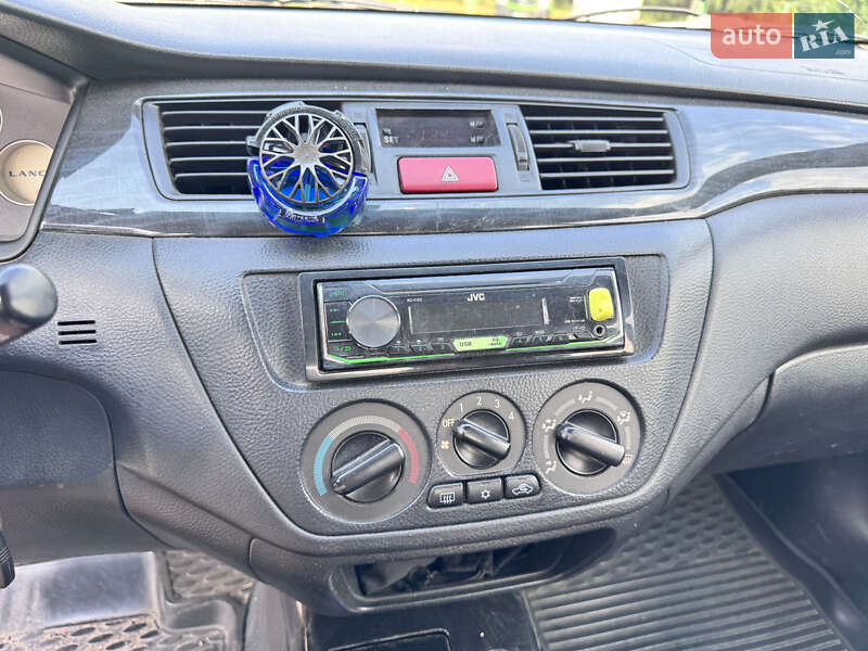Седан Mitsubishi Lancer 2005 в Полтаві