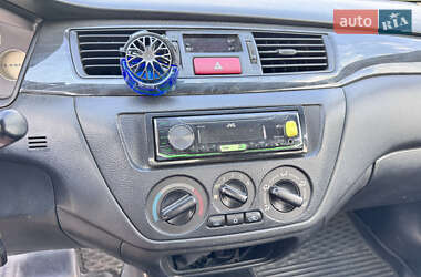 Седан Mitsubishi Lancer 2005 в 
