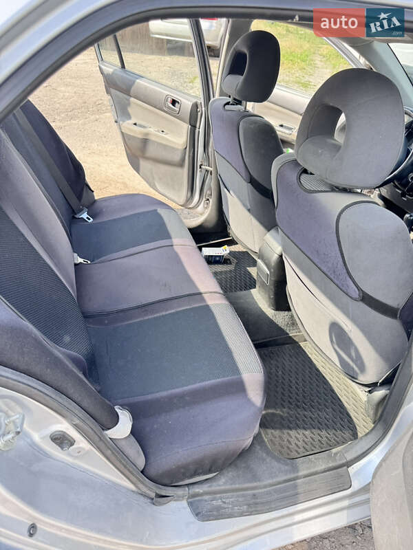 Седан Mitsubishi Lancer 2005 в Полтаві