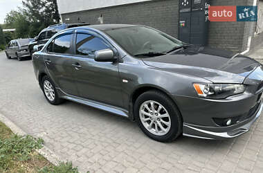 Седан Mitsubishi Lancer 2011 в 