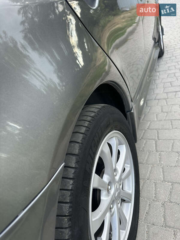 Седан Mitsubishi Lancer 2011 в Днепре