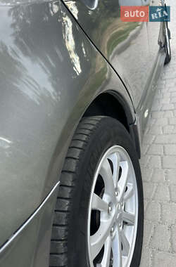 Седан Mitsubishi Lancer 2011 в 