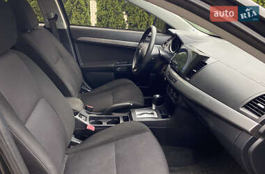 Седан Mitsubishi Lancer 2010 в 
