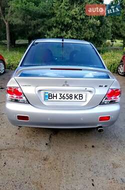 Седан Mitsubishi Lancer 2004 в 