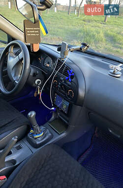 Седан Mitsubishi Lancer 1999 в 