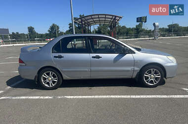 Седан Mitsubishi Lancer 2005 в Києві