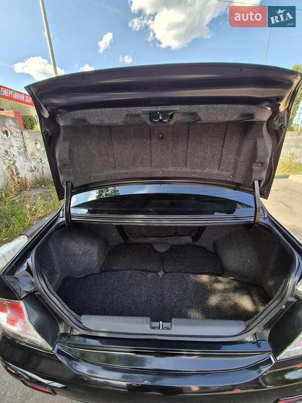 Седан Mitsubishi Lancer 2006 в Києві