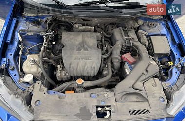 Седан Mitsubishi Lancer 2011 в 