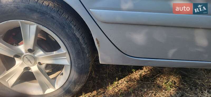 Седан Mitsubishi Lancer 2006 в Южноукраїнську