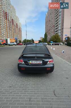 Седан Mitsubishi Lancer 2007 в Киеве