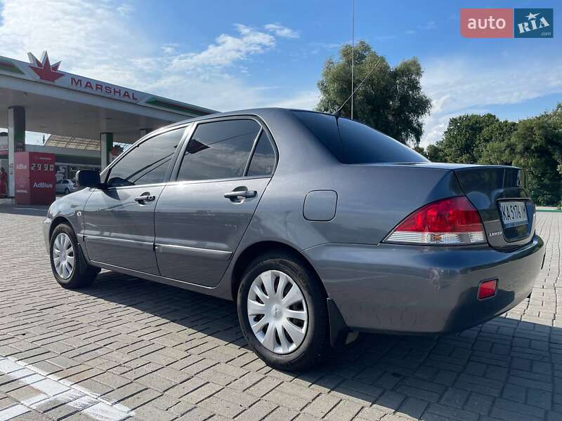 Седан Mitsubishi Lancer 2007 в Киеве
